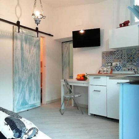 شقة Lacco Ameno   في Ross House المظهر الخارجي الصورة